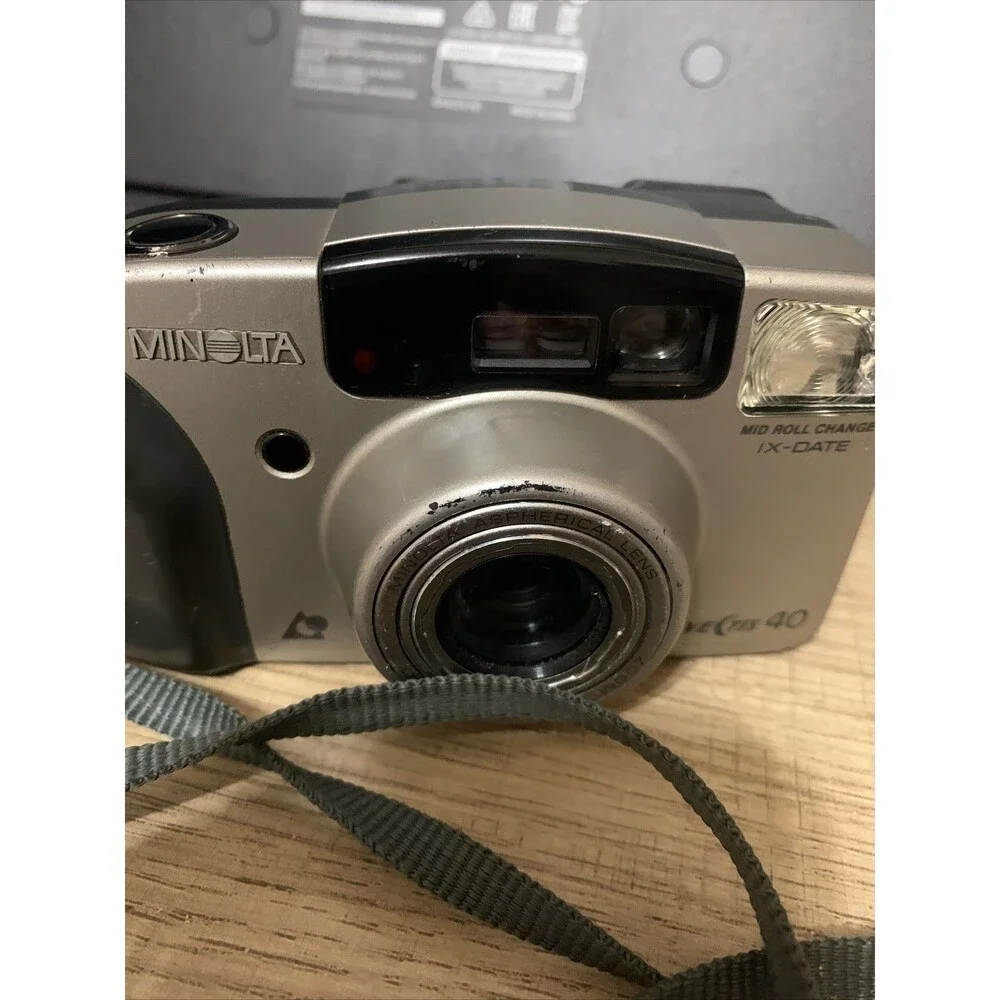 Minolta Vectis 40 Point And Shoot Camera 30mm-120mm Zoom Untested